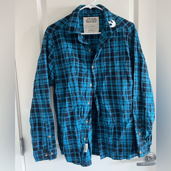 2 for $100 - CakeworthyStar Wars flannel - Picture 3 of 4